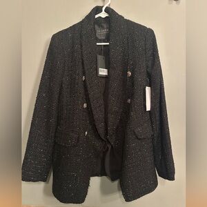 Beautiful, never worn Decjuba blazer.
